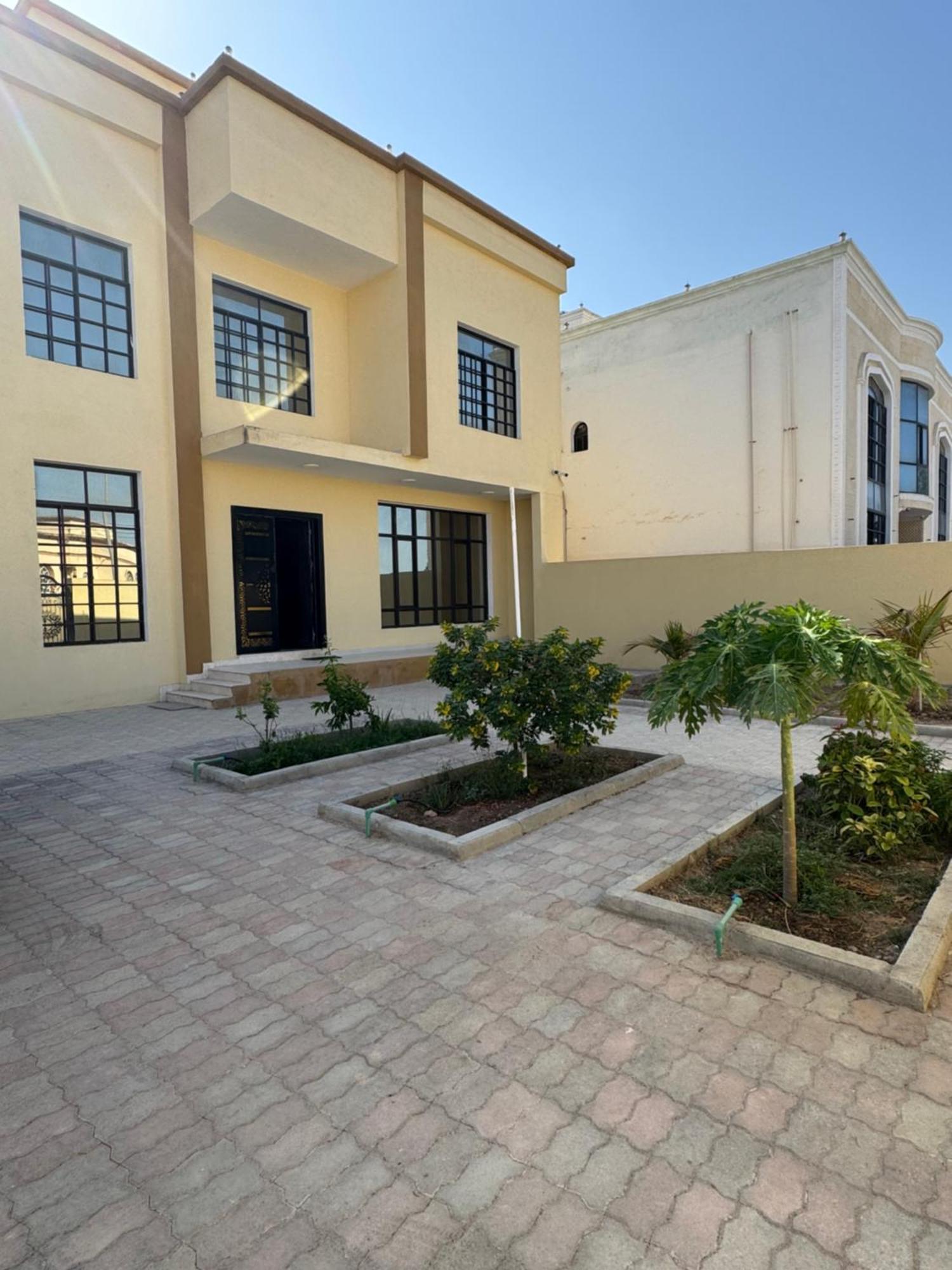 Resort وشقق السعادة - *